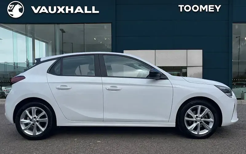 Used Vauxhall Corsa 75 HP (55 kW) 2020 White Hatchback