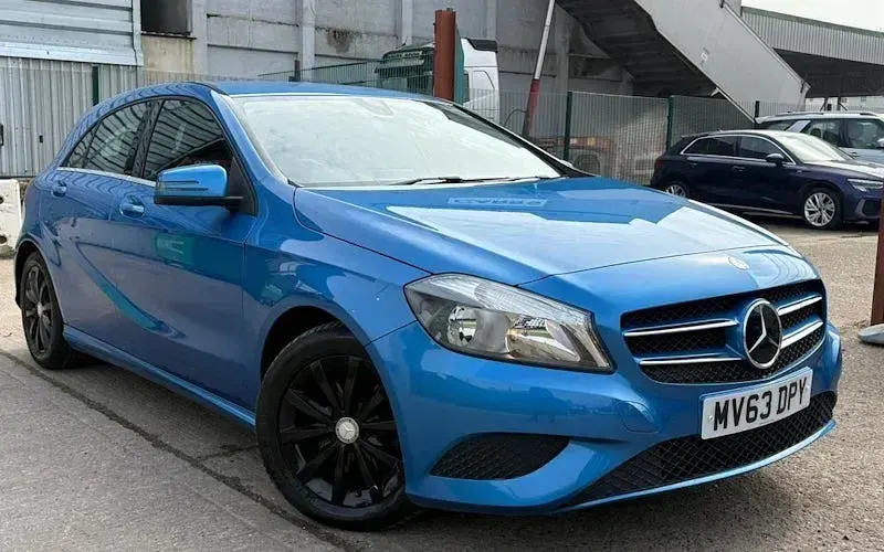 Usado Mercedes A180 SE 122 HP (89 kW) 2013 Citadino