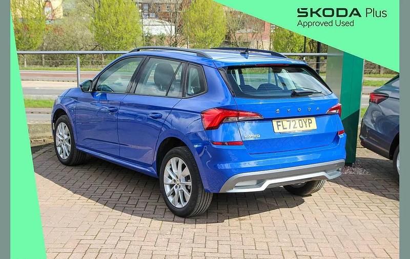 Usado Skoda Kamiq SE 115 HP (84 kW) 2022 Azul SUV