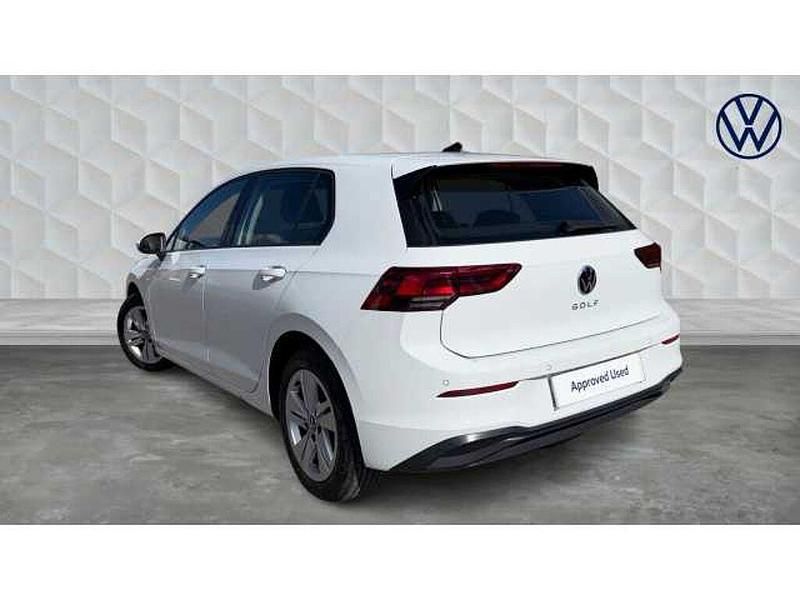 Used VW Golf VIII Life 130 HP (95 kW) 2022 White Hatchback