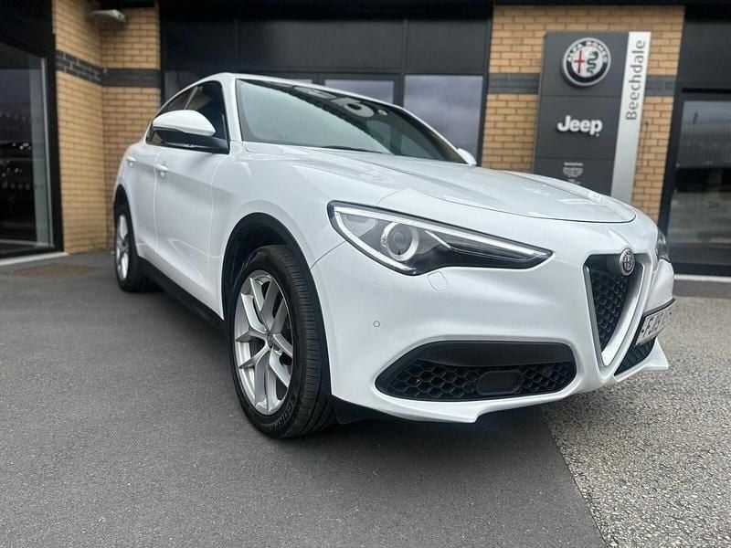 White Used 2019 Alfa Romeo Stelvio SUV | £18,490 (Good price) - Image 1/4