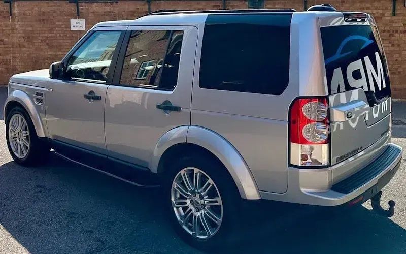 Used Land Rover Discovery HSE 256 HP (188 kW) 2012 Silver SUV