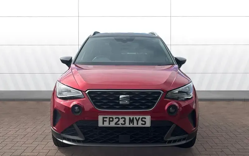 Used Seat Arona FR 110 HP (80 kW) 2023 Red SUV