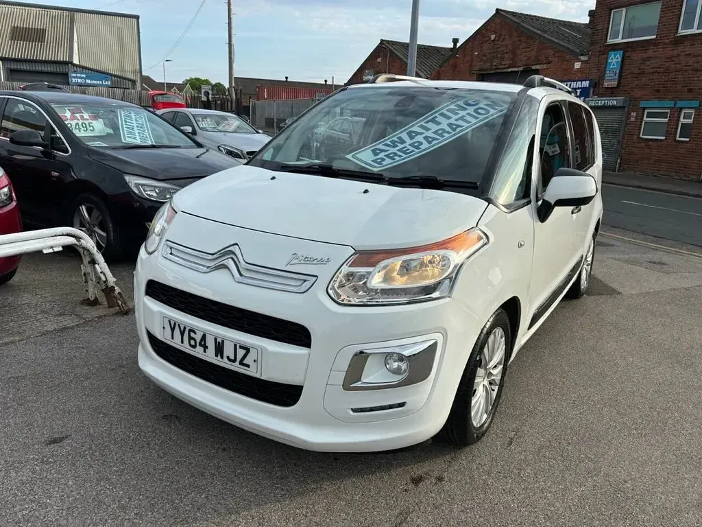 Used Citroën C3 Picasso Exclusive 90 HP (66 kW) 2014 White MPV