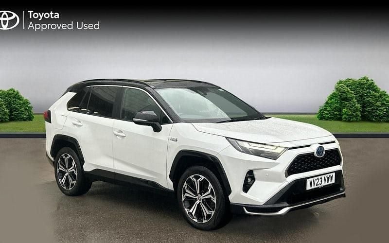 Used 2022 Toyota RAV4 Estate | £27,344 (Fair price) - Image 1/4