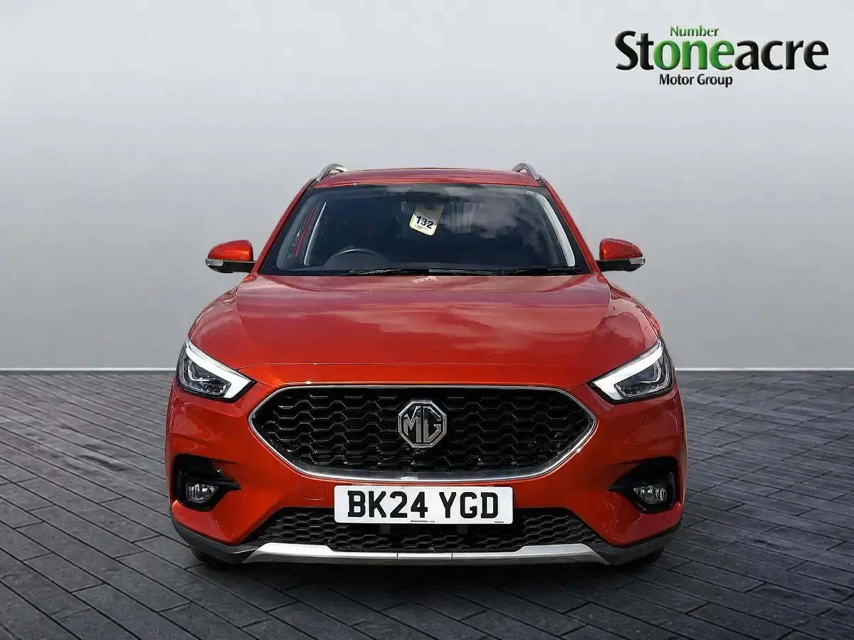 Used MG ZS Exclusive 106 HP (77 kW) 2024 Orange SUV