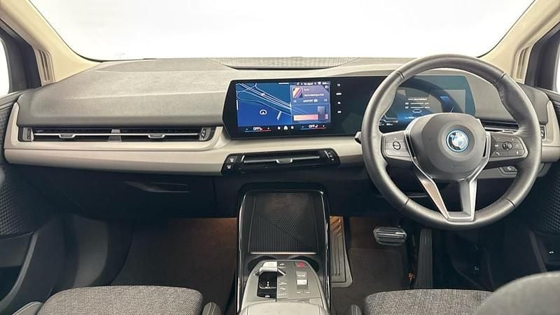 Used BMW 225 Active Tourer Sport Line 242 HP (177 kW) 2025 Blue MPV