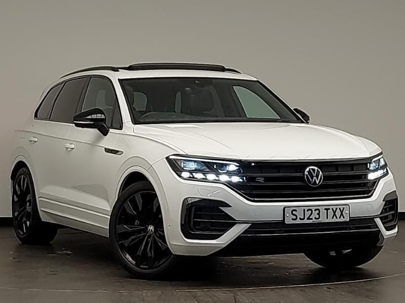 White Used 2023 VW Touareg Black Edition SUV | £46,898 (Fair price) - Image 1/4