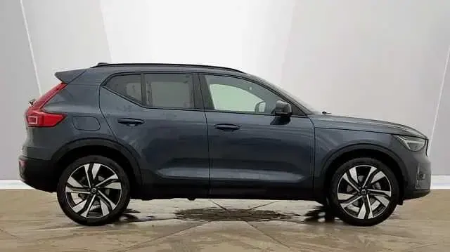Used Volvo XC40 Plus 194 HP (142 kW) 2026 SUV