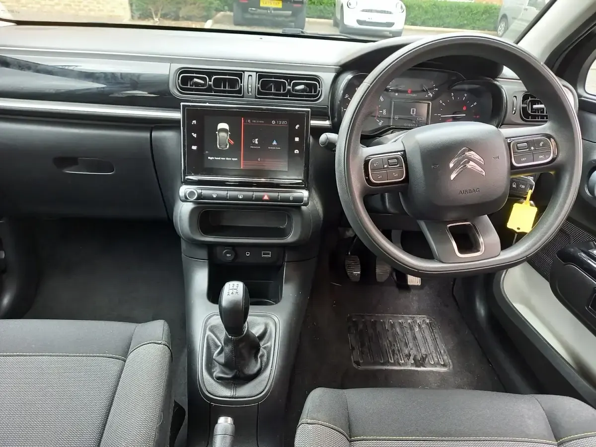 Used Citroën C3 Feel 2017 Black Hatchback
