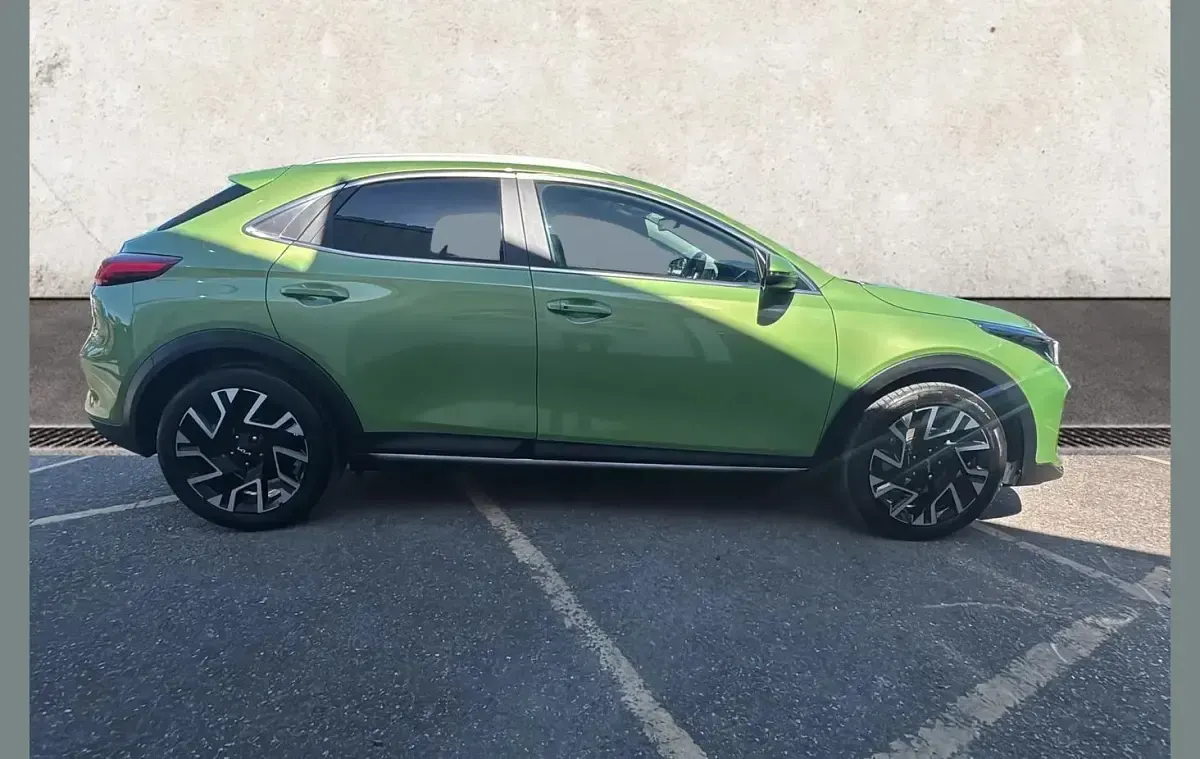 Used Kia XCeed 158 HP (116 kW) 2022 Green SUV