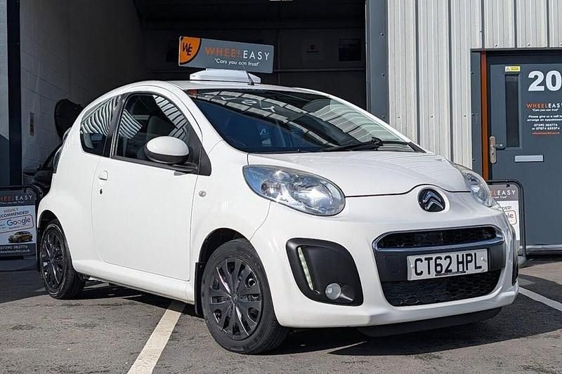 Used Citroën C1 VTR Sport 68 HP (50 kW) 2012 White Hatchback