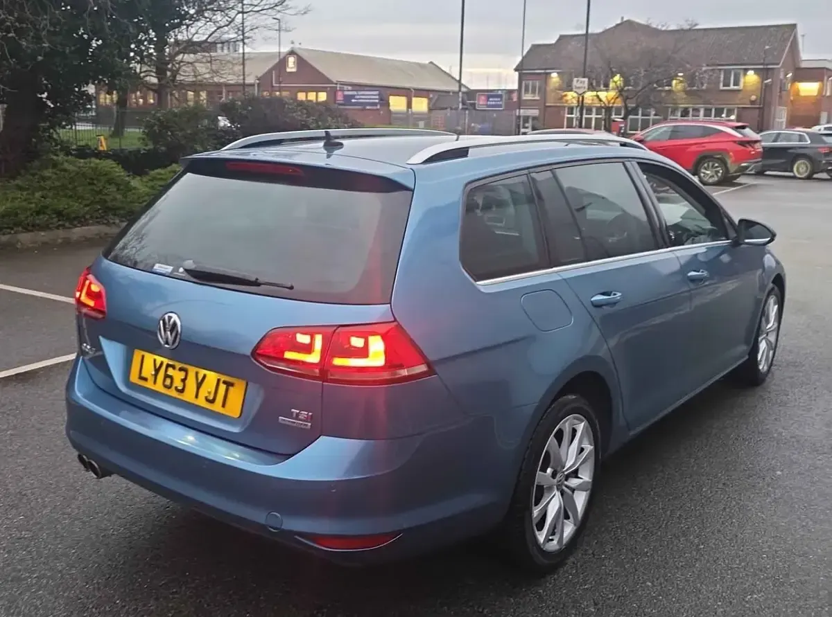 Used VW Golf VIII 2024 Blue Estate