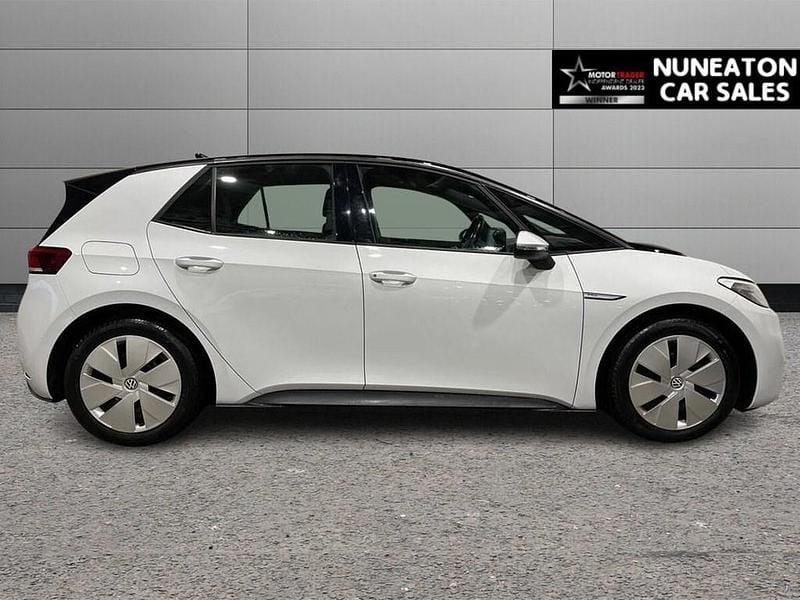 Used VW ID.3 Pro Performance 150 kW (204 HP) 2021 White Hatchback