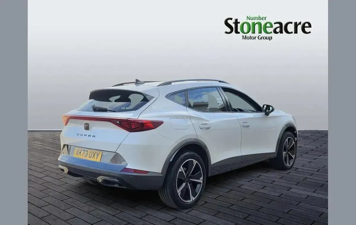 Used Cupra Formentor 150 HP (110 kW) 2023 White SUV