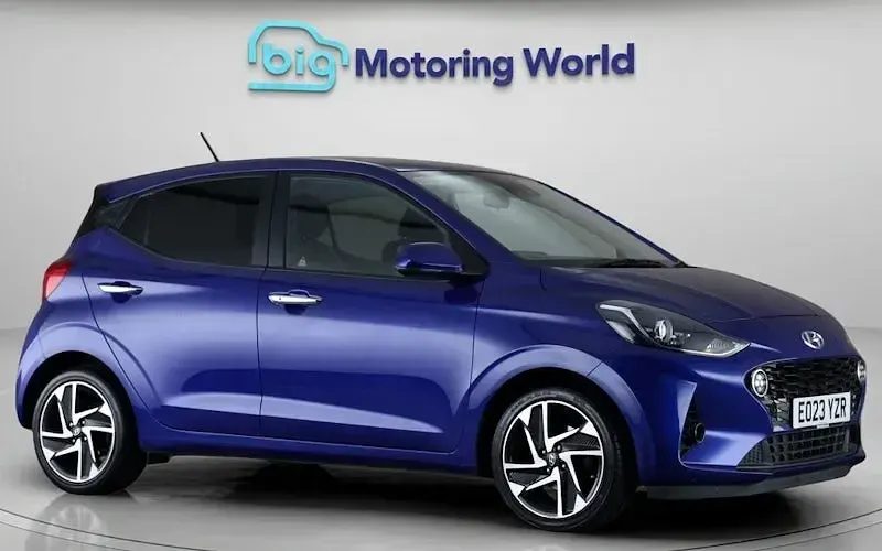 Used Hyundai i10 Premium 67 HP (49 kW) 2023 Hatchback