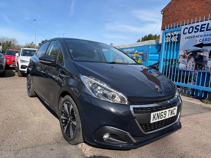 Second-hand Peugeot 208 2019 Gri Hatchback