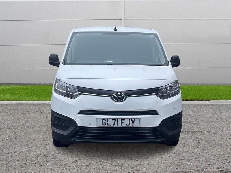 White Used 2021 Toyota Proace Active MPV | £11,480 (Fair price) - Image 1/4