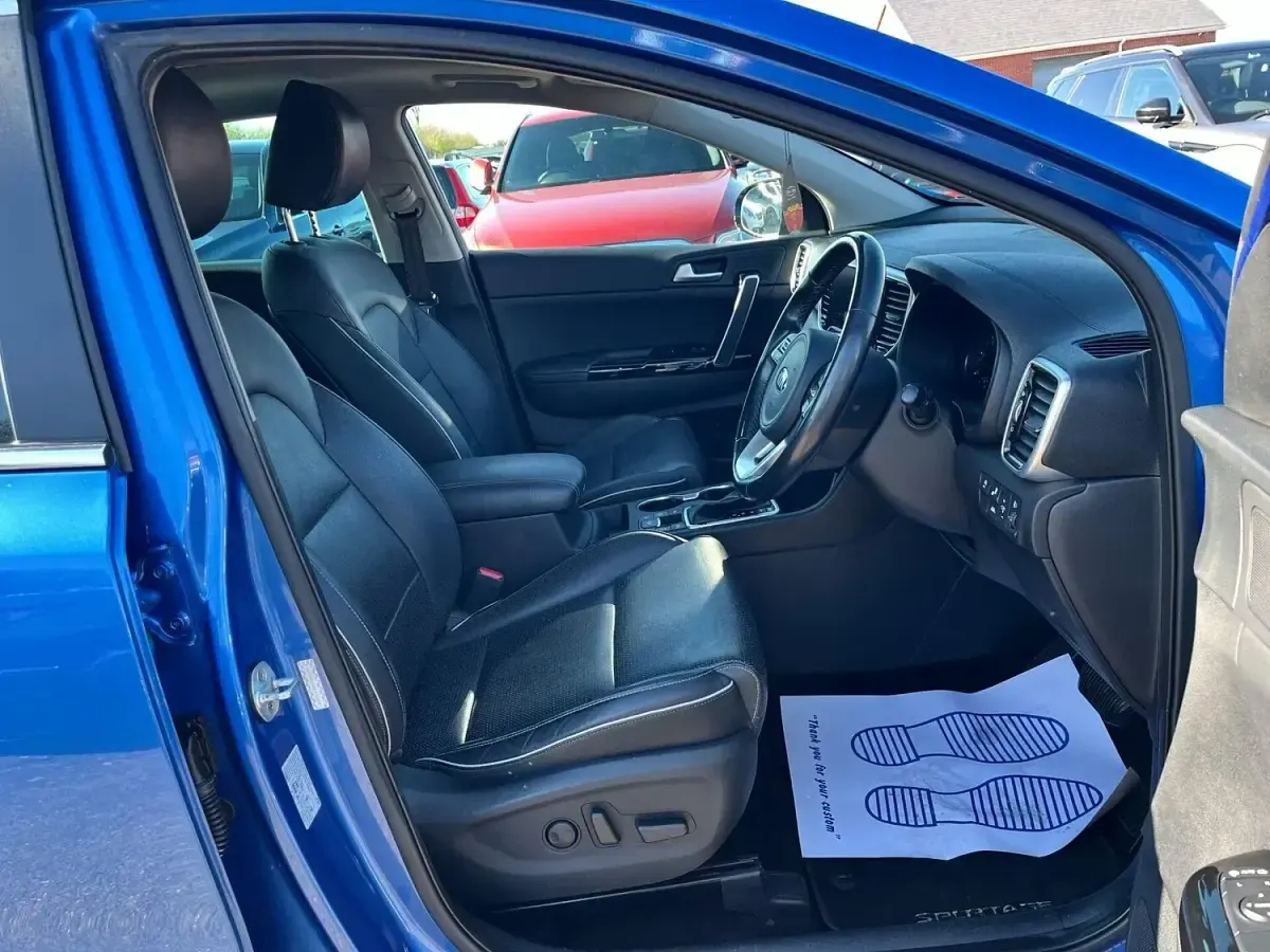 Used Kia Sportage 185 HP (136 kW) 2019 Blue SUV