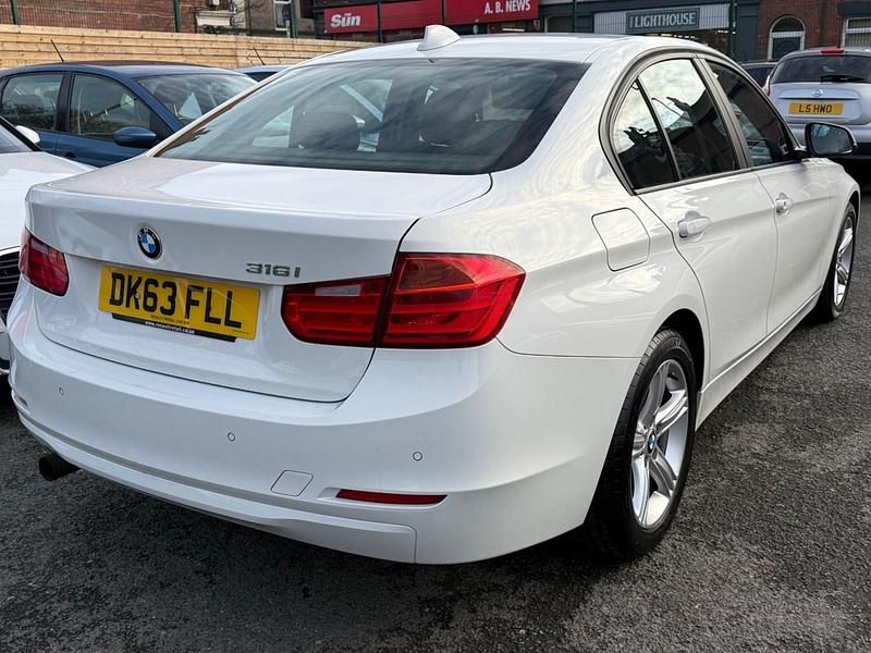 Used BMW 316 136 HP (100 kW) 2013 White Sedan