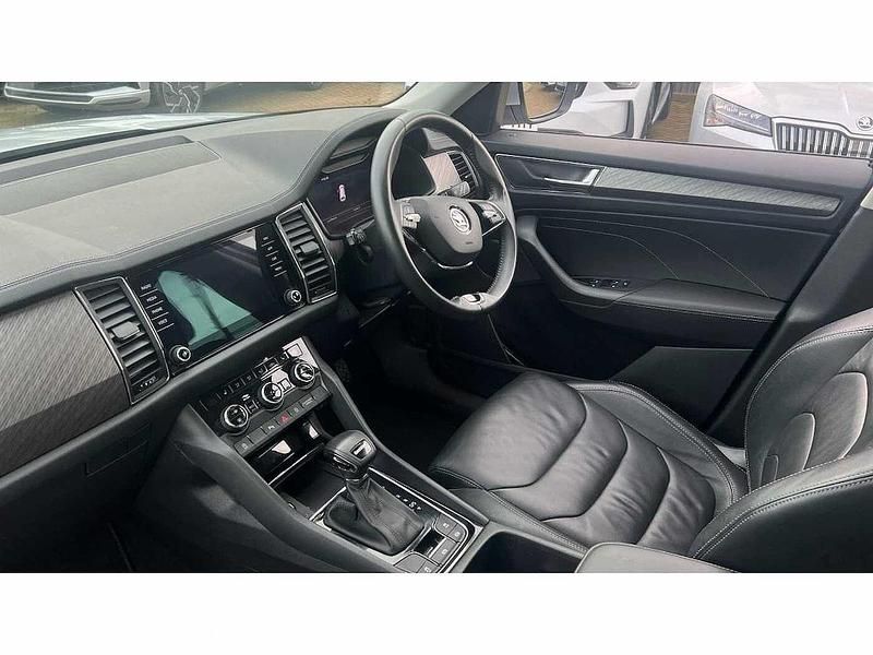 Used Skoda Kodiaq SE L Executive 150 HP (110 kW) 2024 Silver SUV