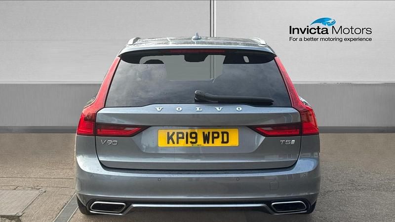 Used Volvo V90 R-Design Pro 250 HP (183 kW) 2019 Grey Estate