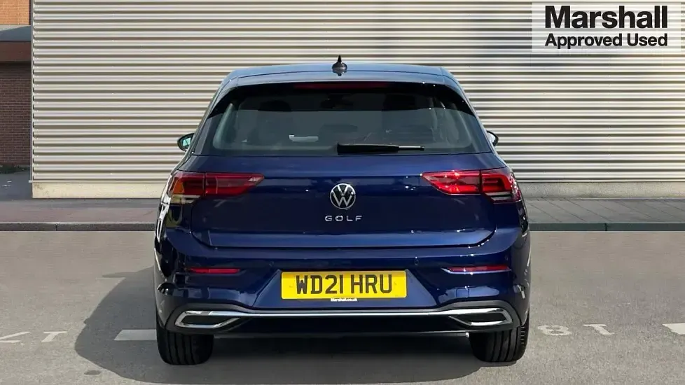 Used VW Golf VIII Style 130 HP (95 kW) 2021 Blue