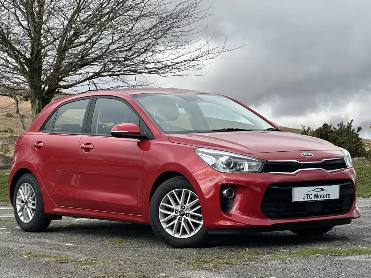 Usado Kia Rio 99 HP (72 kW) 2019 Citadino
