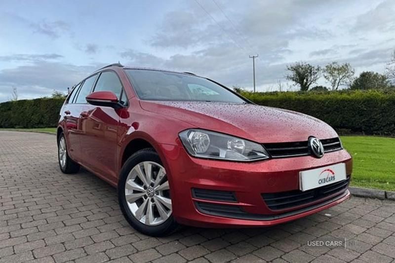 Red Used 2016 VW Golf VII SE Estate | £5,495 (Fair price) - Image 1/1