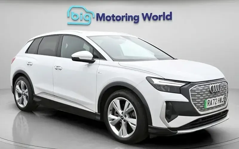 Second-hand Audi Q4 e-tron S-Line 150 kW (204 CP) 2023 SUV