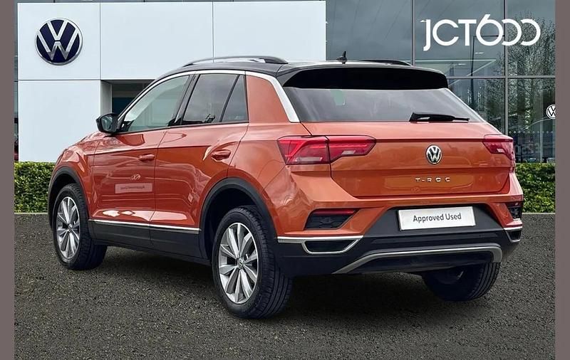 Used VW T-Roc Design 115 HP (84 kW) 2018 Orange SUV