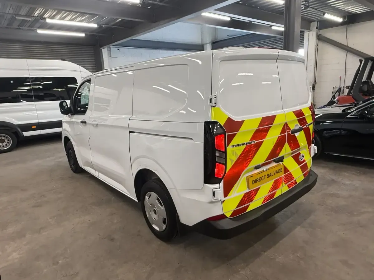 Used Ford Transit Custom Trend 2024 White Van