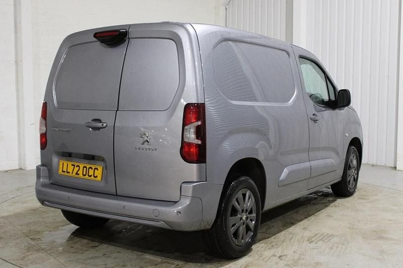 Used Peugeot Partner Premium 2022 Grey MPV