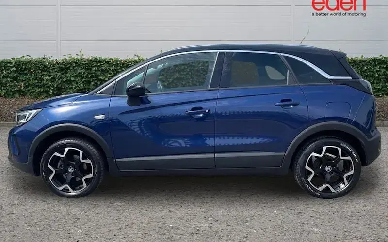 Used Vauxhall Crossland Ultimate 131 HP (96 kW) 2023 Blue SUV
