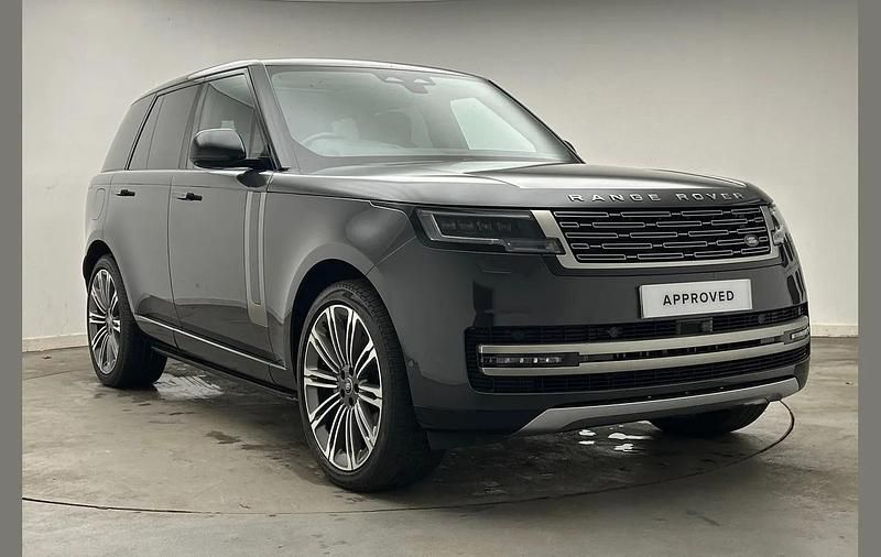 Used Land Rover Range Rover HSE 394 HP (289 kW) 2024 Grey SUV