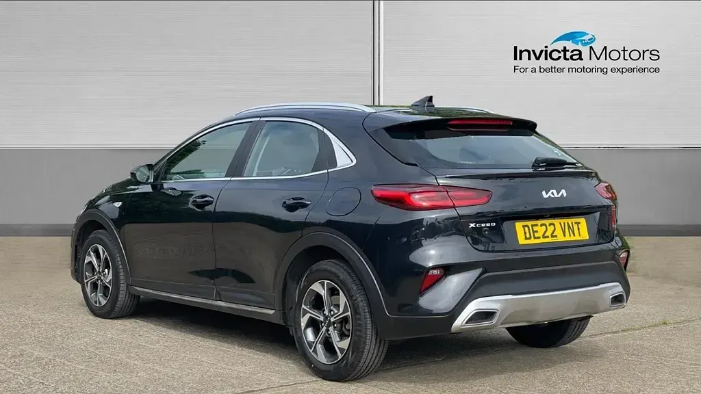 Begagnad Kia XCeed 2022 Svart SUV