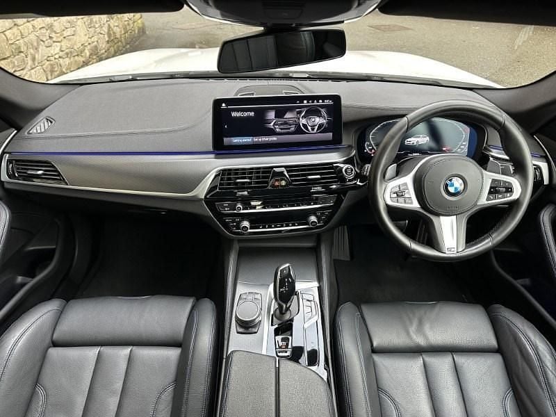 Used BMW 520 M Sport 187 HP (137 kW) 2020 White Sedan