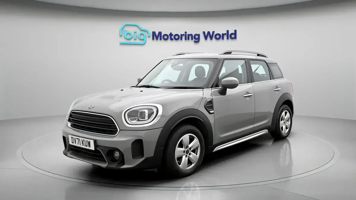 Begagnad Mini Cooper Countryman Classic 2021 Grå SUV