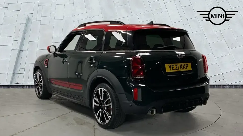 Used Mini John Cooper Works Countryman 302 HP (222 kW) 2021 Green SUV