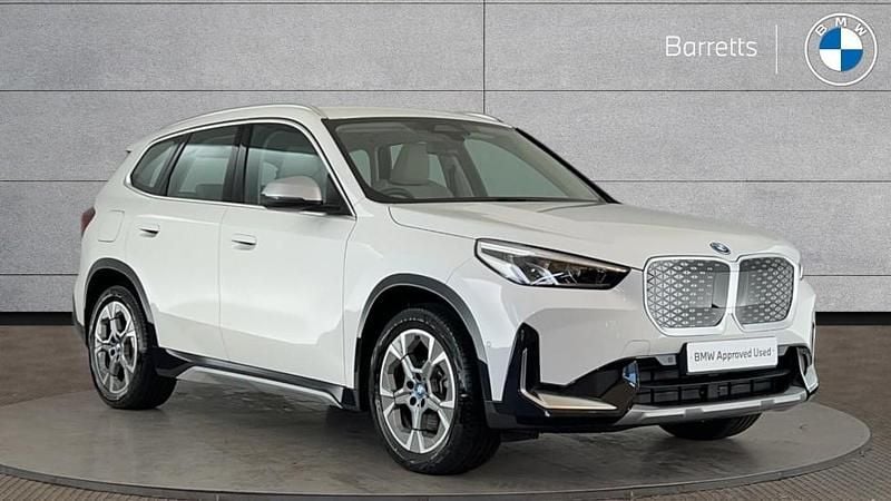 White Used 2024 BMW iX1 xLine SUV | £30,990 (Fair price) - Image 1/4