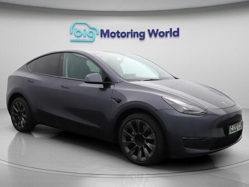 Grey Used 2022 Tesla Model Y Long Range SUV | £27,000 (Good price) - Image 1/4