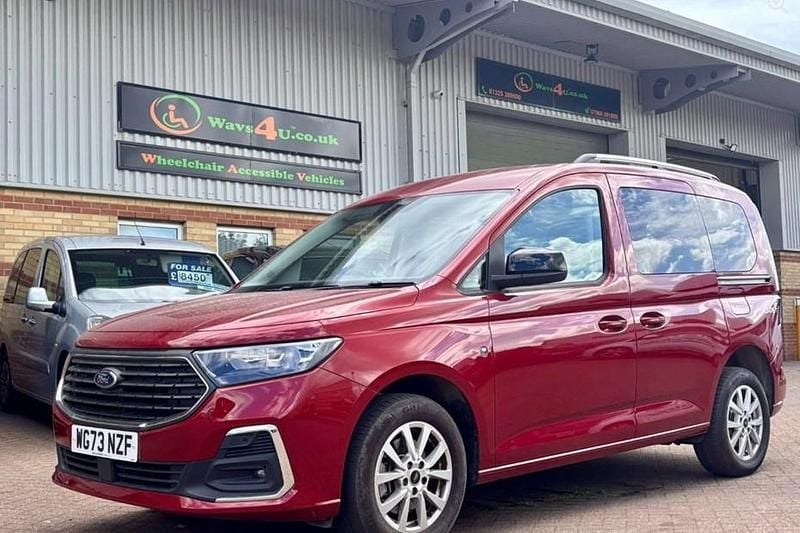Red Used 2023 Ford Tourneo Connect Titanium MPV | £17,995 (Super price) - Image 1/1