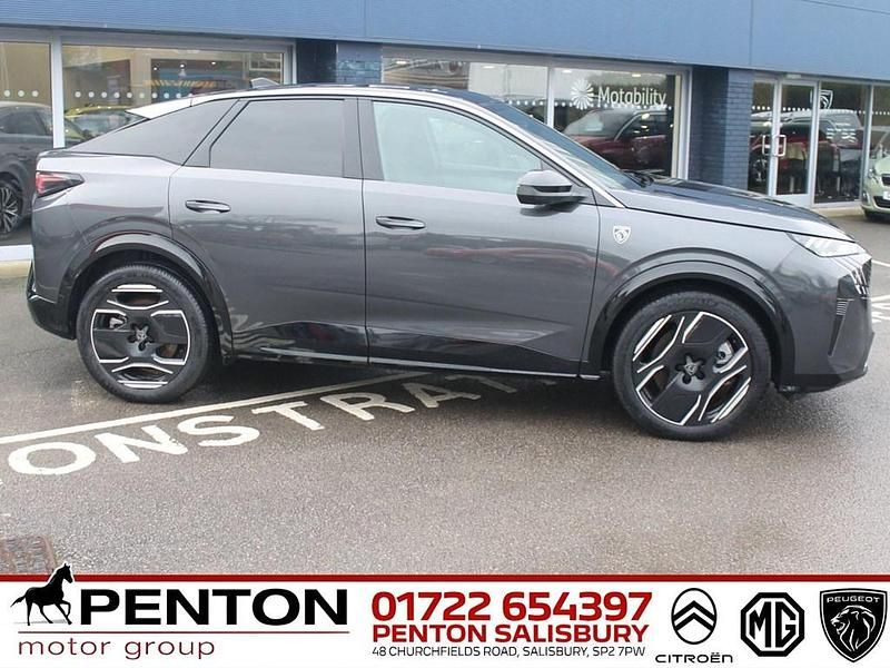 Used Peugeot e-3008 GT 157 kW (214 HP) 2024 SUV