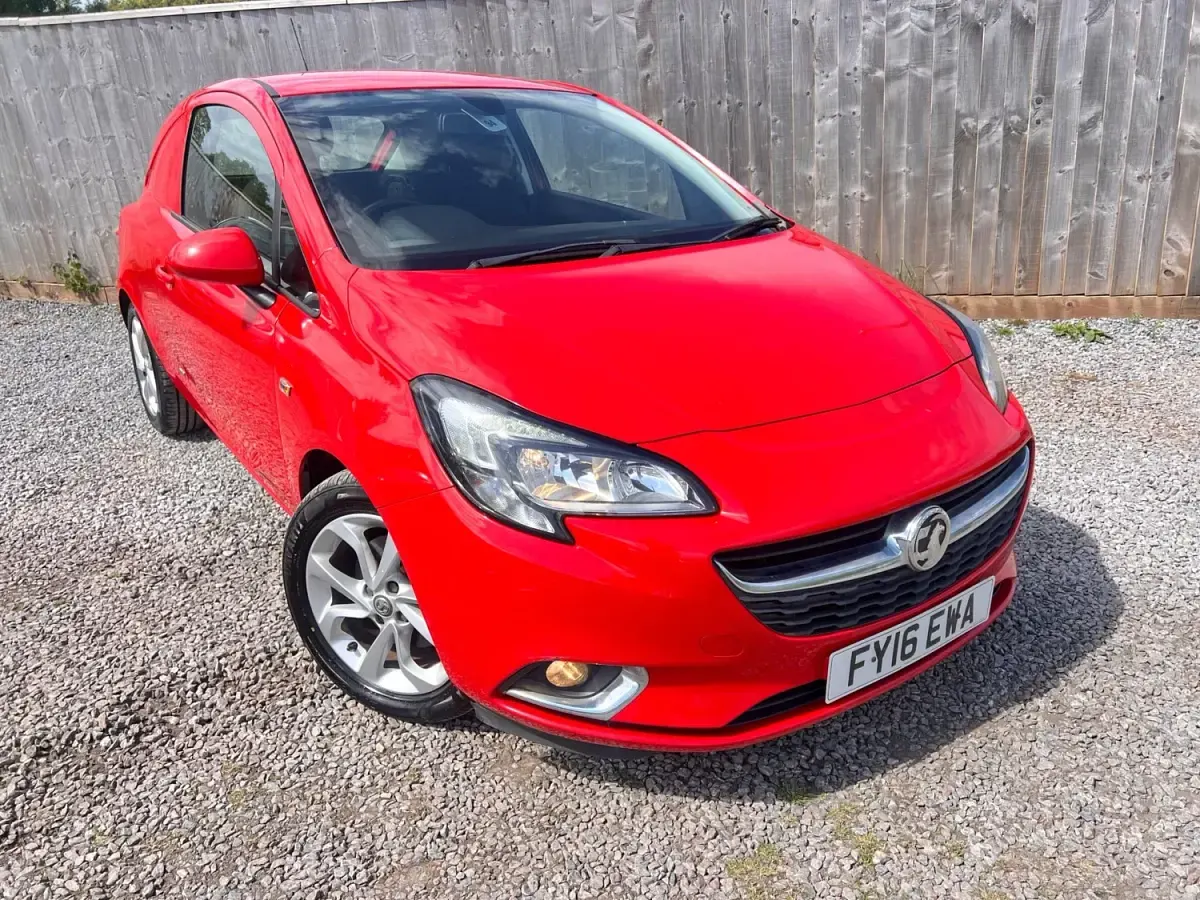 Second-hand Vauxhall Corsa Sportive 2016 Roșu Hatchback