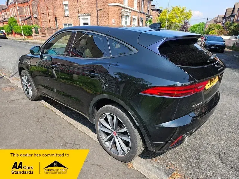 Begagnad Jaguar E-Pace R-Dynamic 2018 Svart SUV