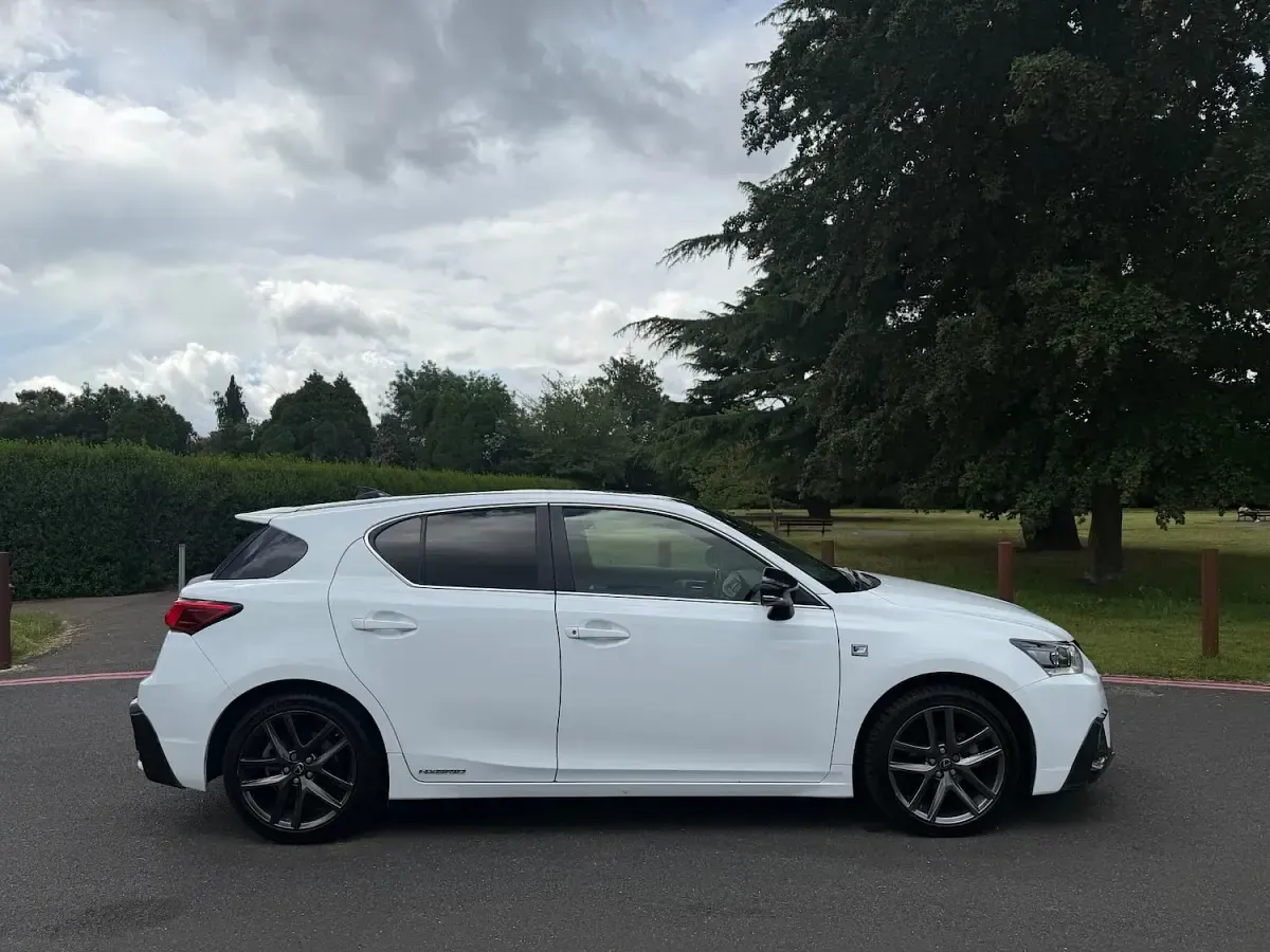 Used Lexus CT200h Sport Line 2019 White Hatchback