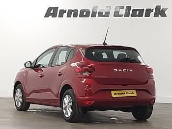 Begagnad Dacia Sandero Expression 91 HK (66 kW) 2023 Röd Halvkombi