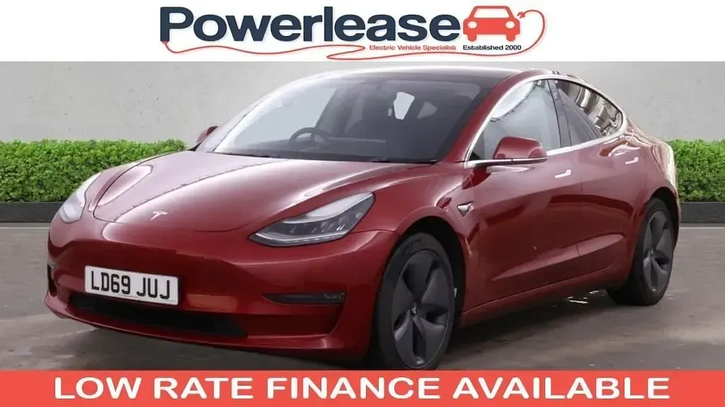 Używany Tesla Model 3 Performance 461 kW (627 KM) 2019 Czerwony Sedan/Limuzyna