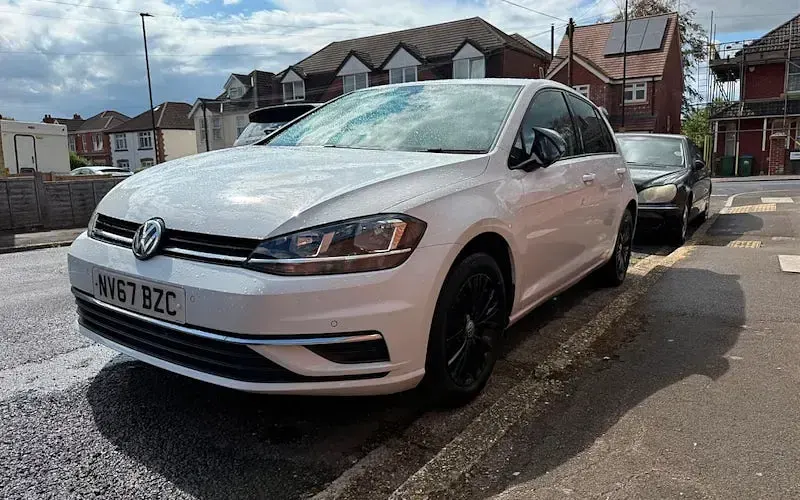 Used VW Golf VII SE 125 HP (91 kW) 2017 Hatchback