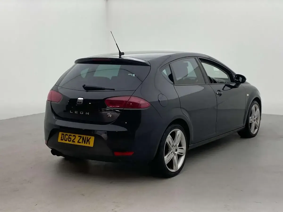 Used Seat Leon FR 170 HP (125 kW) 2012 Black Hatchback